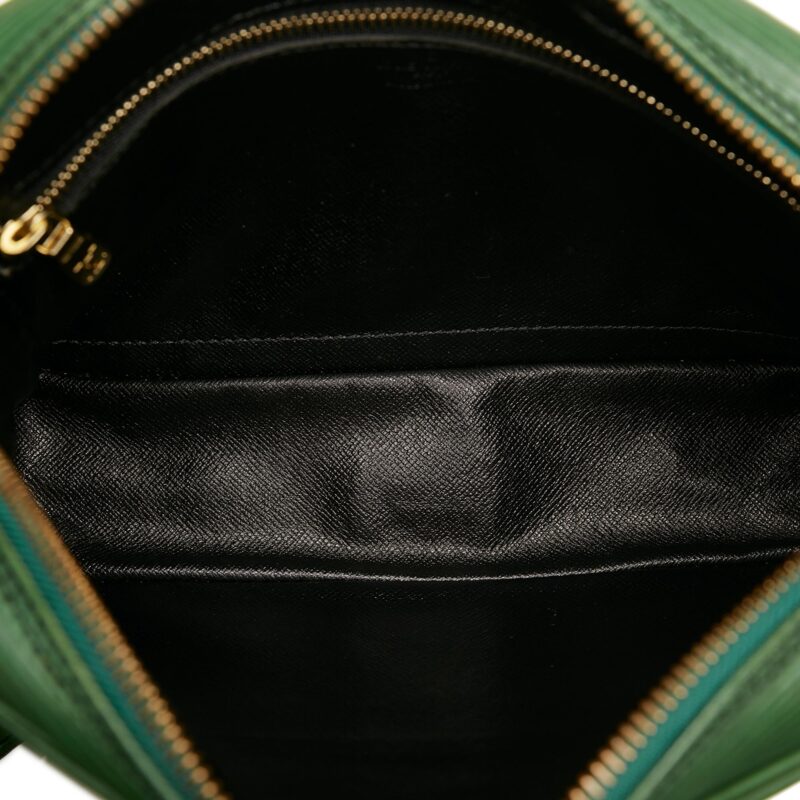 Louis Vuitton Epi Trocadero 24 (SHG-31399) AWE - Image 5