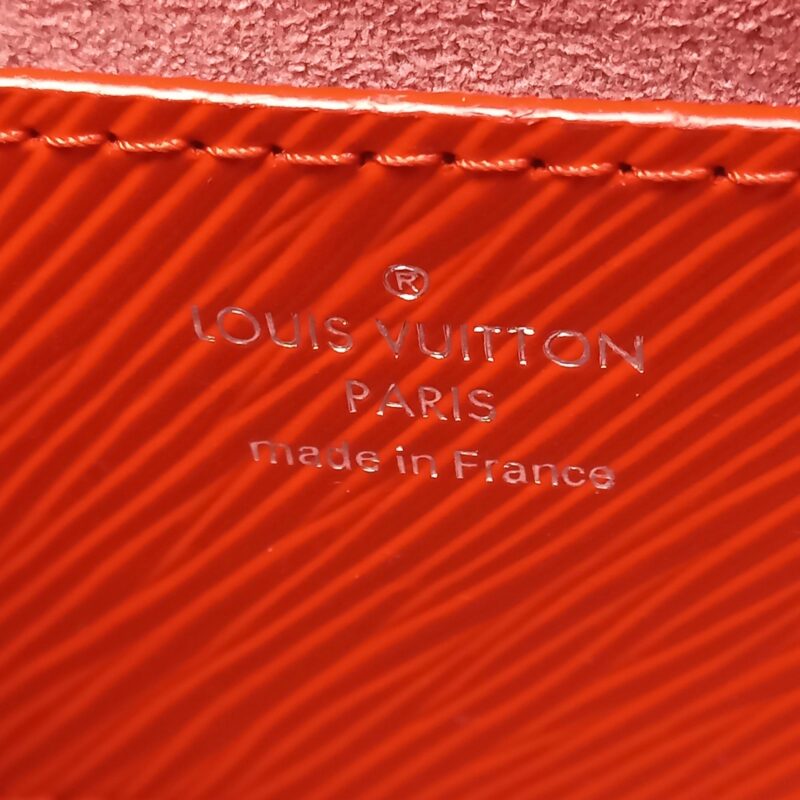 Louis Vuitton Epi Twist MM (SHG-35210) AWE - Image 6