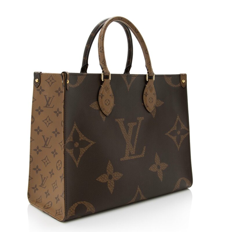 Louis Vuitton Giant Monogram Canvas Onthego MM Tote (SHF-22343) AWE