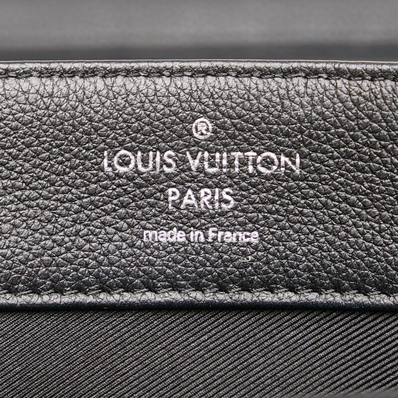 Louis Vuitton LockMe II (SHG-31266) AWE - Image 7