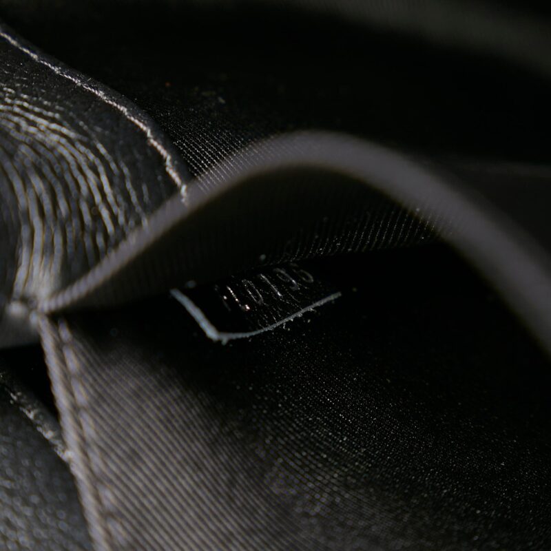 Louis Vuitton LockMe II (SHG-31266) AWE - Image 8