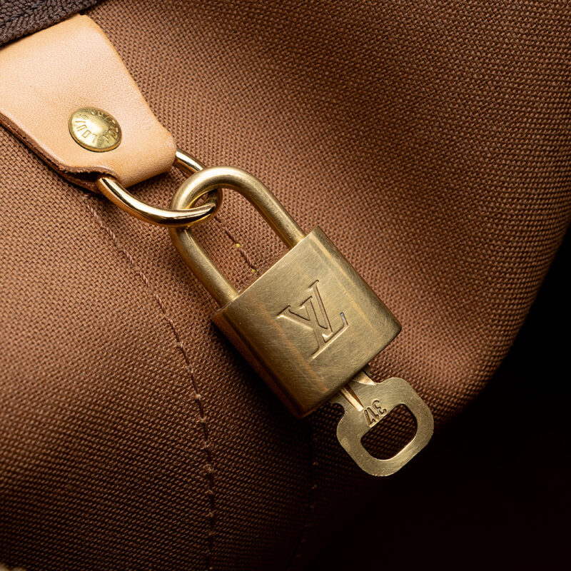 Louis Vuitton Monogram Canvas Keepall 55 Duffel Bag (SHF-21141) AWE - Image 10