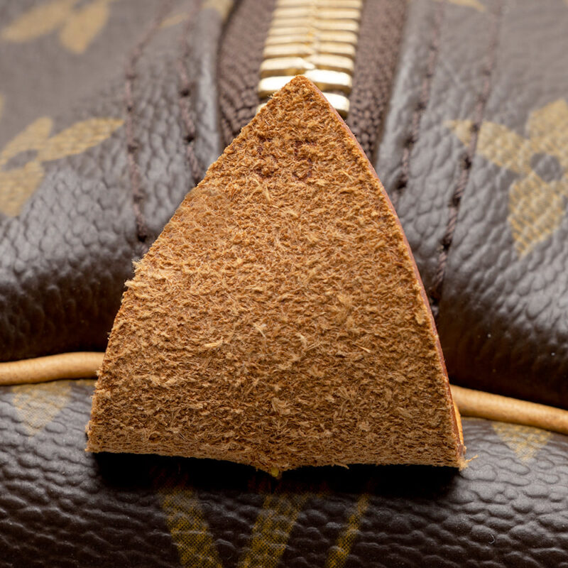 Louis Vuitton Monogram Canvas Keepall 55 Duffel Bag (SHF-21141) AWE - Image 17
