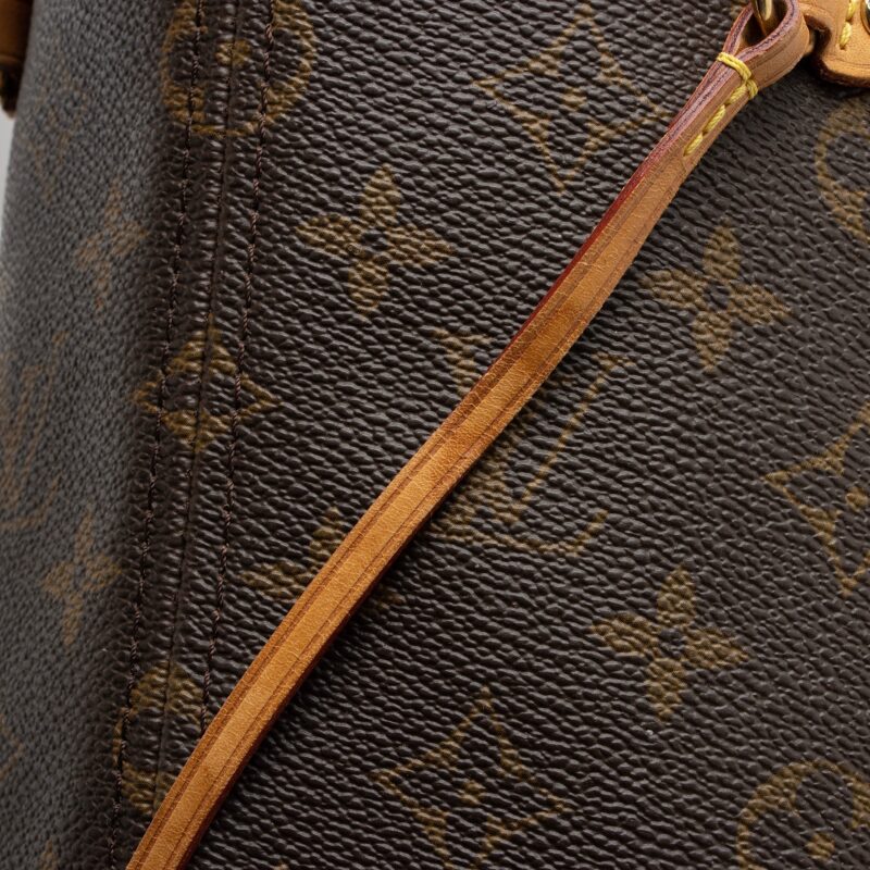 Louis Vuitton Monogram Canvas Neverfull MM Tote (SHF-hsNXEh) AWE - Image 12