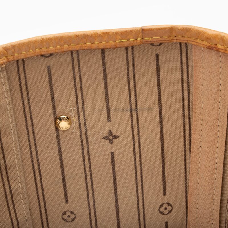 Louis Vuitton Monogram Canvas Neverfull MM Tote (SHF-fsm6Tt) AWE - Image 15