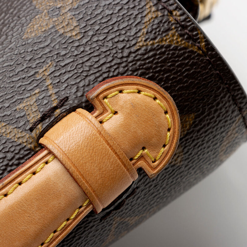 Louis Vuitton Monogram Canvas Pochette Metis Shoulder Bag (SHF-21145) AWE - Image 10