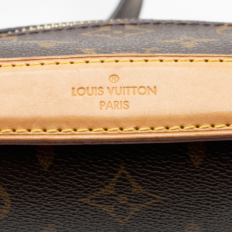 Louis Vuitton Monogram Canvas Pochette Metis Shoulder Bag (SHF-21145) AWE - Image 8