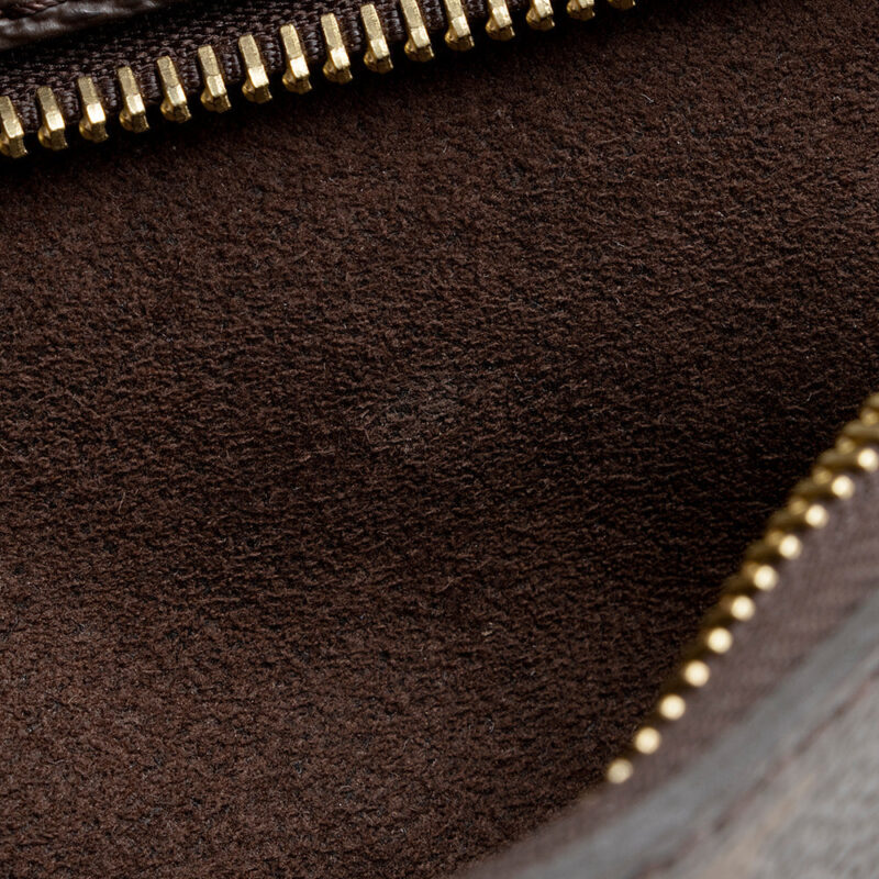 Louis Vuitton Monogram Canvas Pochette Metis Shoulder Bag (SHF-21571) AWE - Image 10