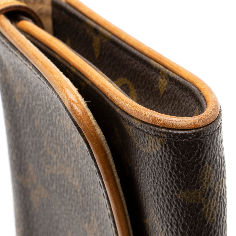 Louis Vuitton Monogram Canvas Pochette Twin GM Shoulder Bag (SHF-19243) AWE - Image 13