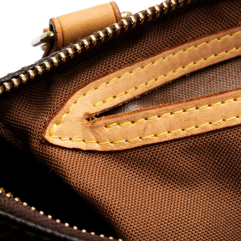 Louis Vuitton Monogram Canvas Speedy 25 Satchel (SHF-20295) AWE - Image 11