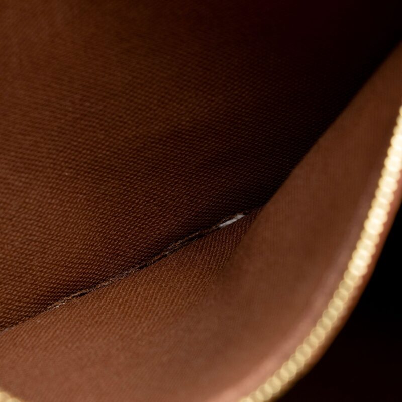 Louis Vuitton Monogram Canvas Speedy Bandouliere 40 Satchel (SHF-sorosO) AWE - Image 10