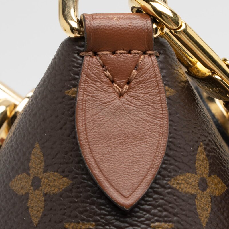 Louis Vuitton Monogram Canvas V Tote MM (SHF-xfJRm0) AWE - Image 12