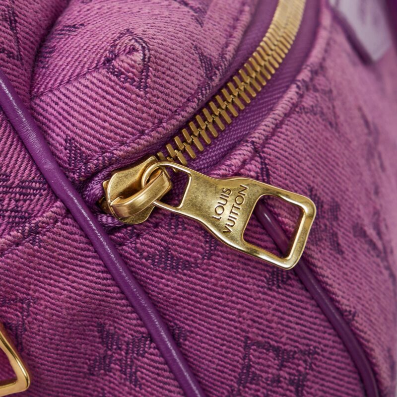 Louis Vuitton Monogram Denim Outdoor Bumbag (SHG-QCbiWL) AWE - Image 9