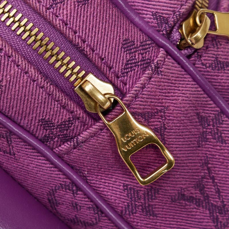 Louis Vuitton Monogram Denim Outdoor Bumbag (SHG-QCbiWL) AWE - Image 10