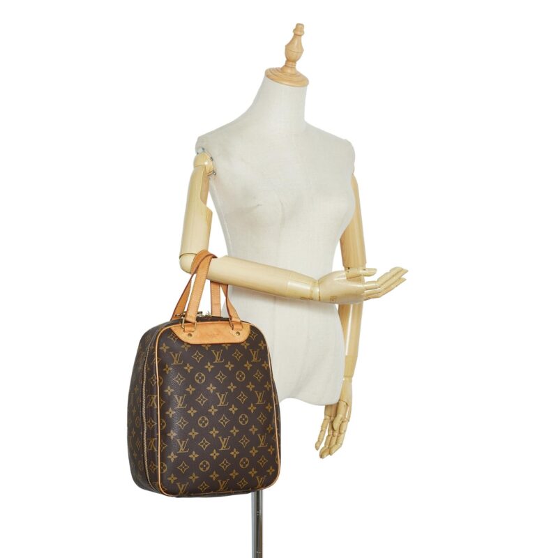 Louis Vuitton Monogram Excursion (SHG-OnImU5) AWE - Image 4