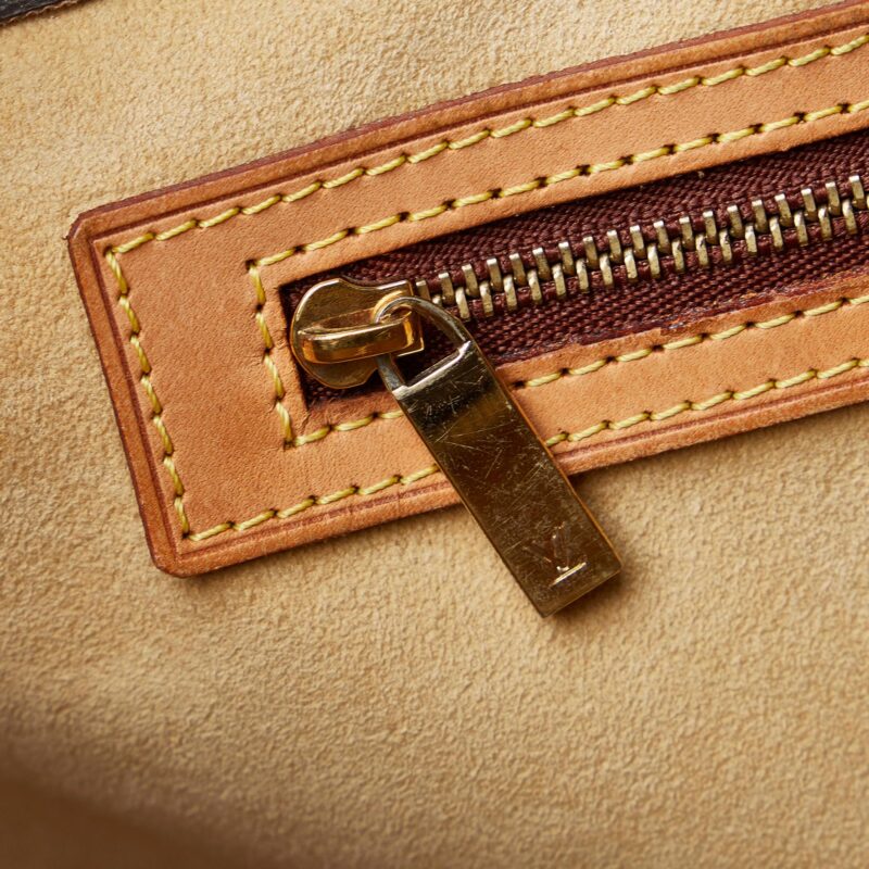 Louis Vuitton Monogram Luco (SHG-gAV1hK) AWE - Image 8