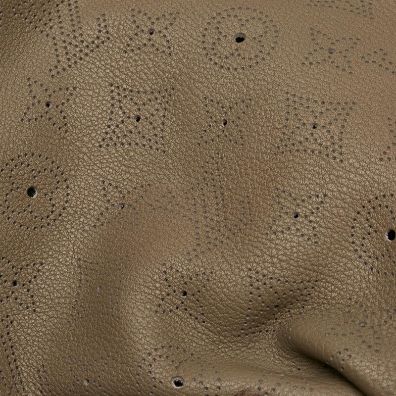 Louis Vuitton Monogram Mahina Selene MM (SHG-36611) AWE - Image 11