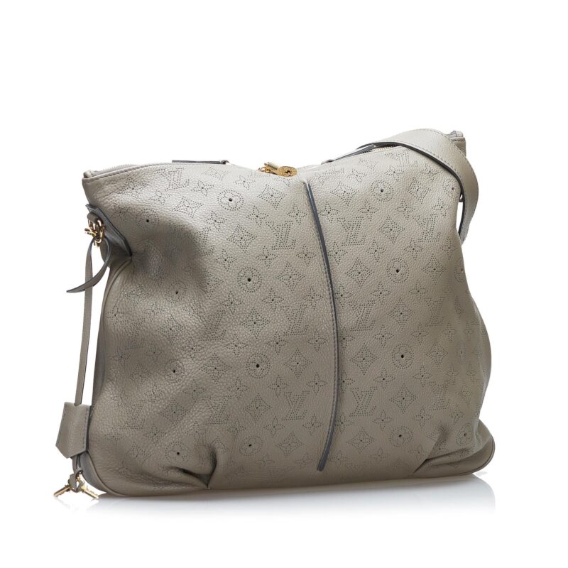 Louis Vuitton Monogram Mahina Selene MM (SHG-36611) AWE