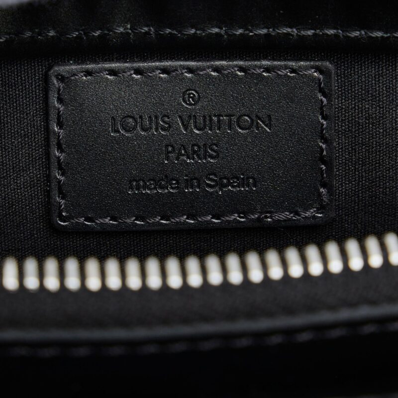 Louis Vuitton Monogram Mat Alston (SHG-ETHS4y) AWE - Image 6