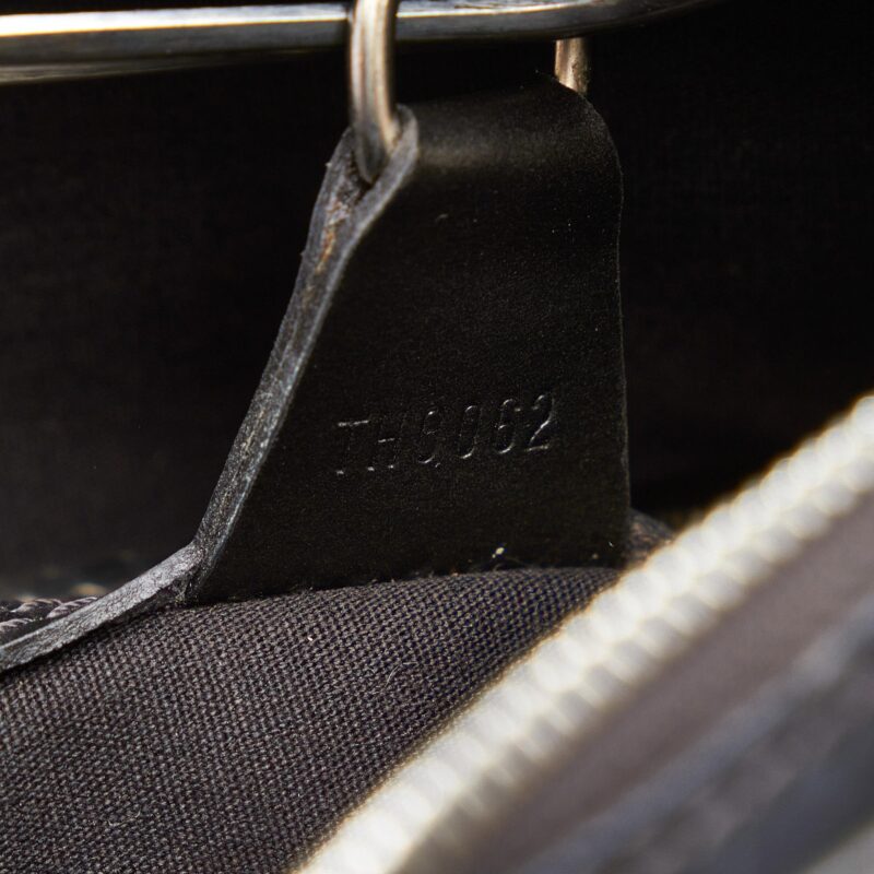 Louis Vuitton Monogram Mat Wilwood (SHG-oKw19a) AWE - Image 7