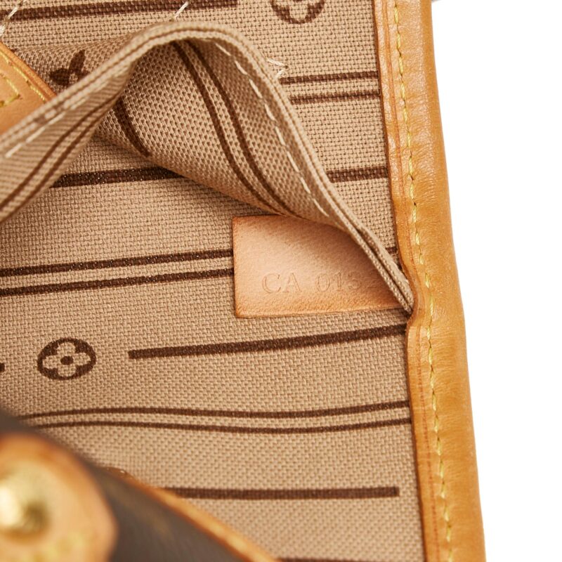 Louis Vuitton Monogram Neverfull MM (SHG-36009) AWE - Image 7