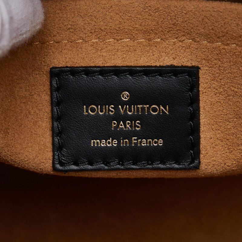 Louis Vuitton Monogram On My Side MM (SHG-C7r5xs) AWE - Image 6