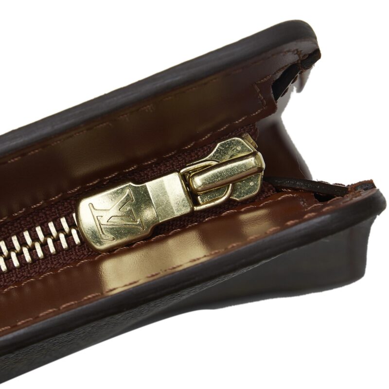Louis Vuitton Monogram Pochette Homme (SHG-T6YxWx) AWE - Image 8