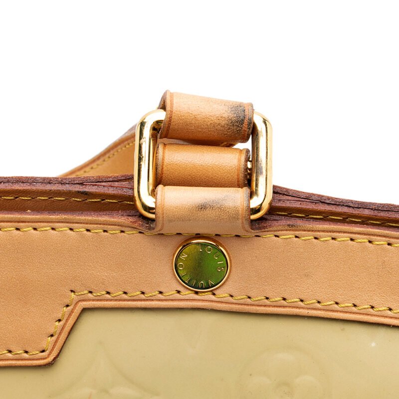 Louis Vuitton Monogram Vernis Brea MM Satchel (SHF-20211) AWE - Image 19