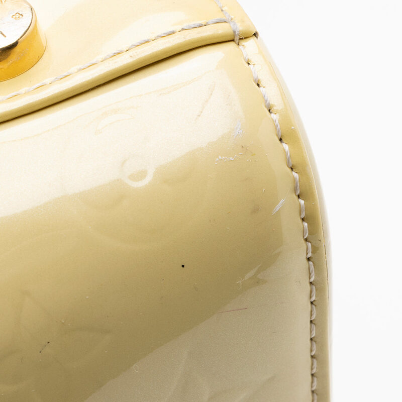 Louis Vuitton Monogram Vernis Brea MM Satchel (SHF-20211) AWE - Image 10
