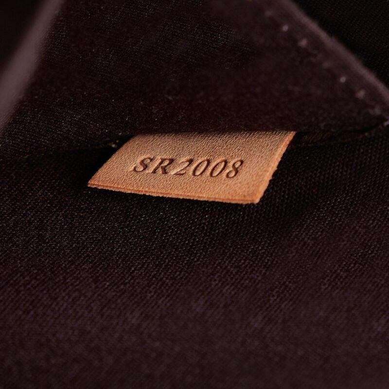 Louis Vuitton Monogram Vernis Roxbury Drive (SHG-W3D9Oh) AWE - Image 7