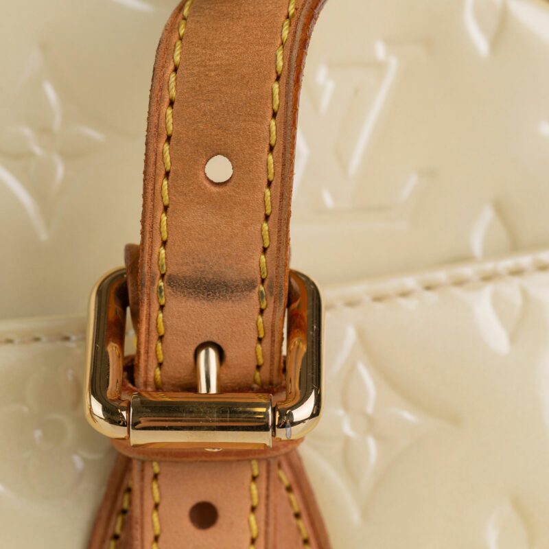 Louis Vuitton Monogram Vernis Summit Drive (SHG-37127) AWE - Image 9