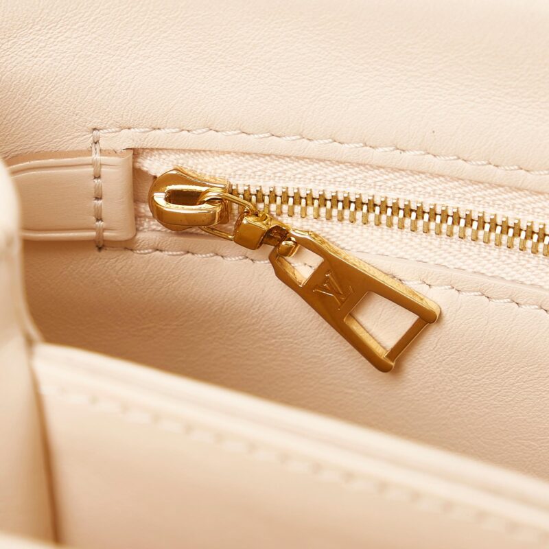 Louis Vuitton Rose Des Vents PM (SHG-35639) AWE - Image 9