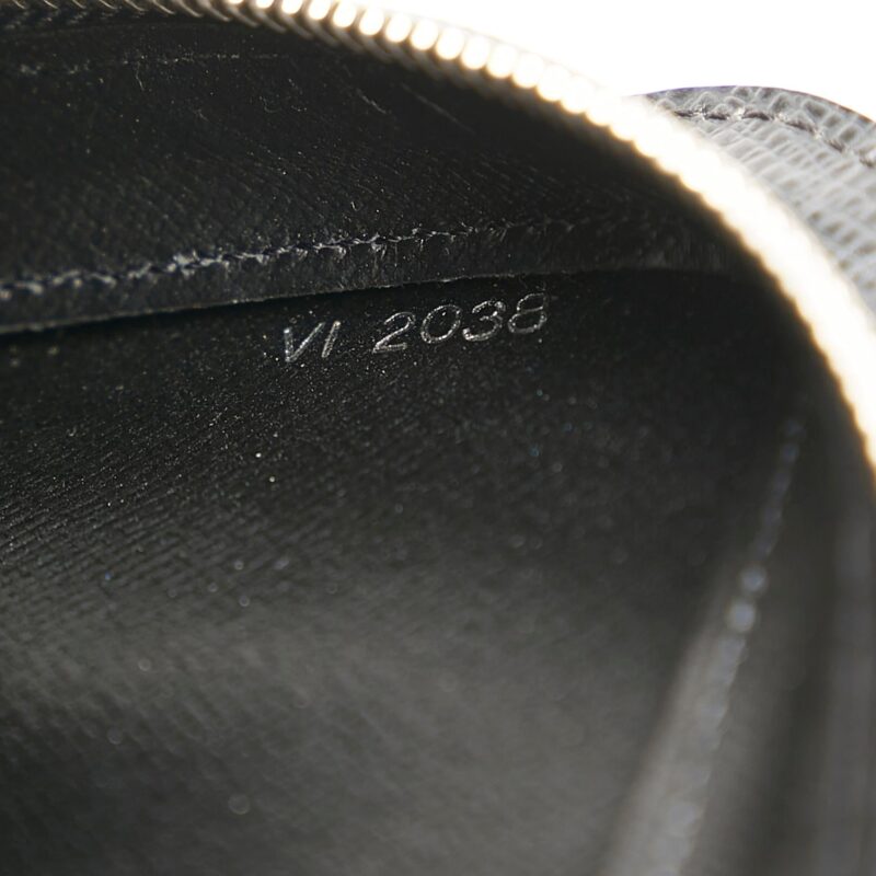 Louis Vuitton Taiga Baikal (SHG-32277) AWE - Image 7