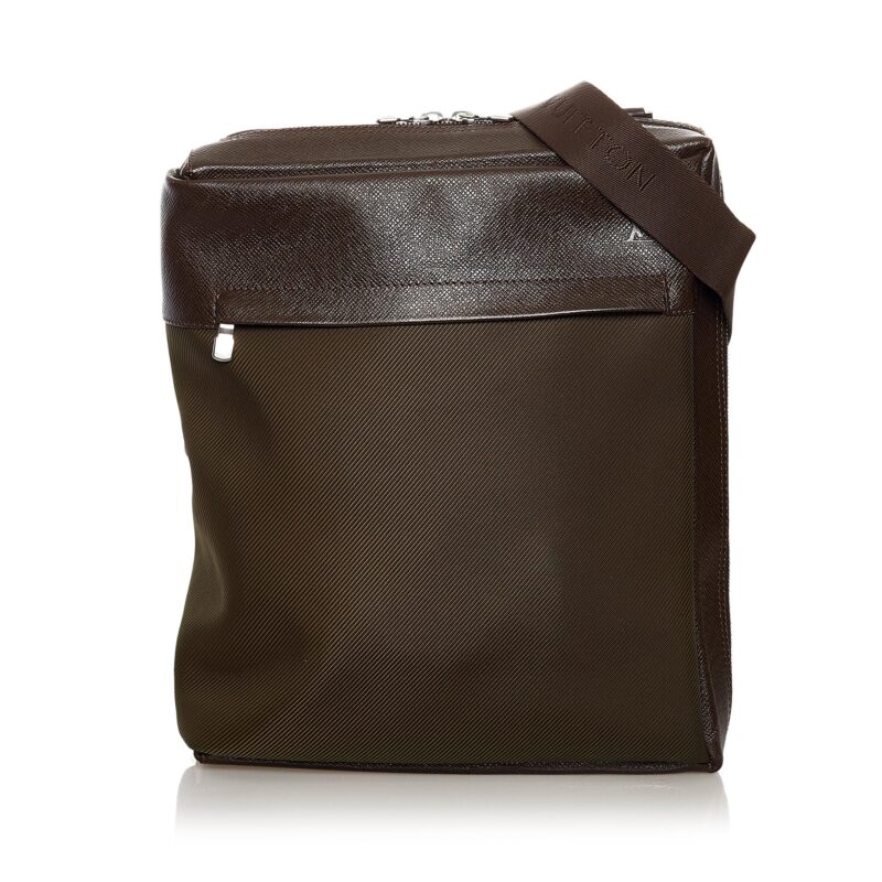 Louis Vuitton Taiga Beloukha (SHG-33800) AWE - Image 10