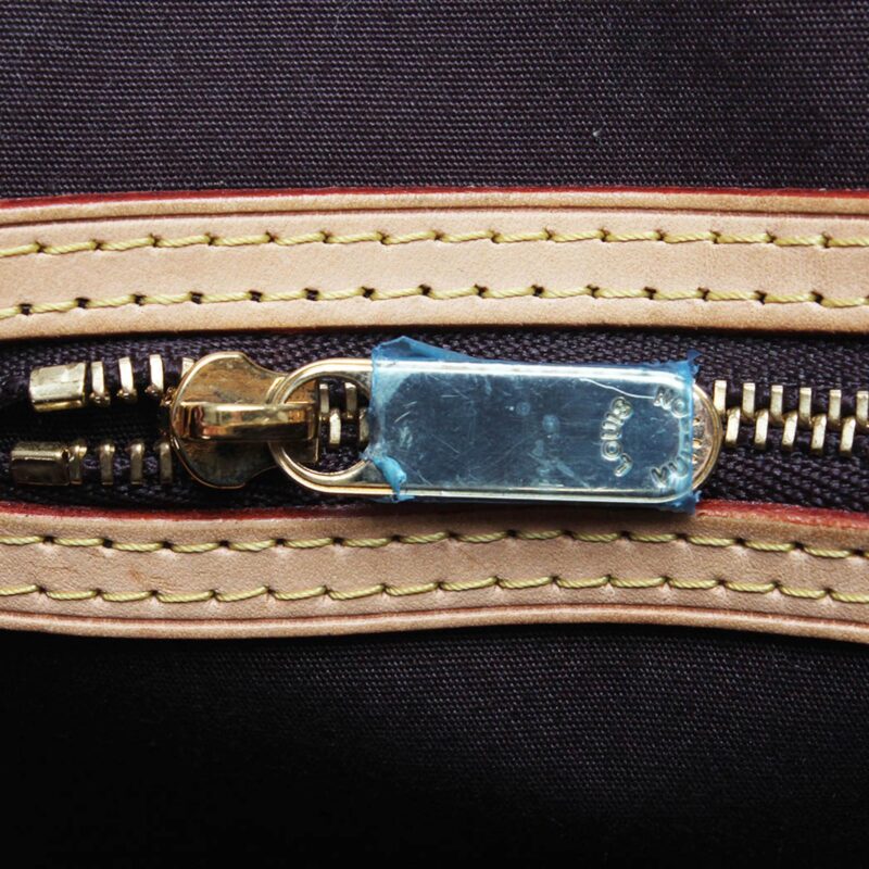 Louis Vuitton Vernis Brea MM (SHG-x4OvqC) AWE - Image 9