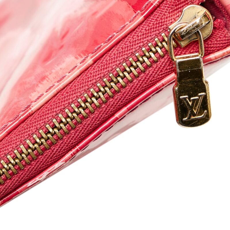 Louis Vuitton Vernis Ikat Pochette Accessoires (SHG-31095) AWE - Image 8