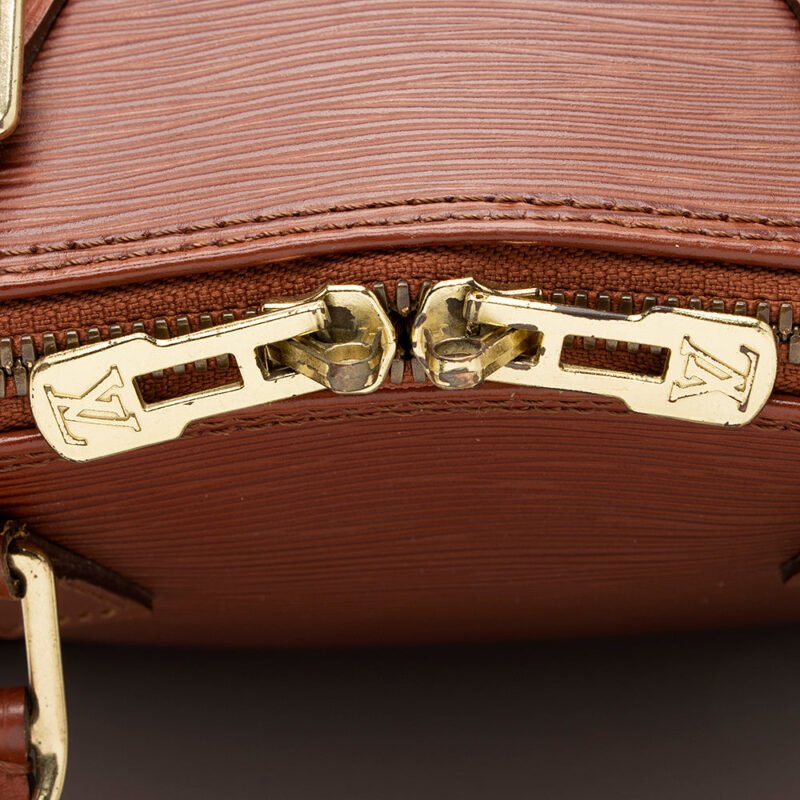 Louis Vuitton Vintage Epi Leather Alma PM Satchel (SHF-19832) AWE - Image 9