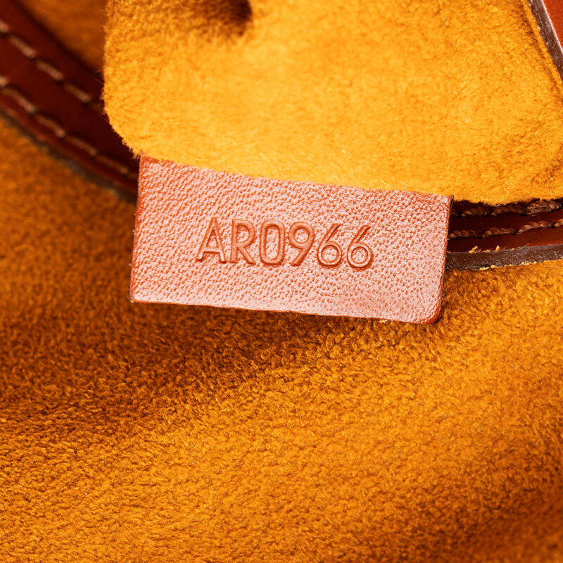 Louis Vuitton Vintage Epi Leather Alma PM Satchel (SHF-19832) AWE - Image 5