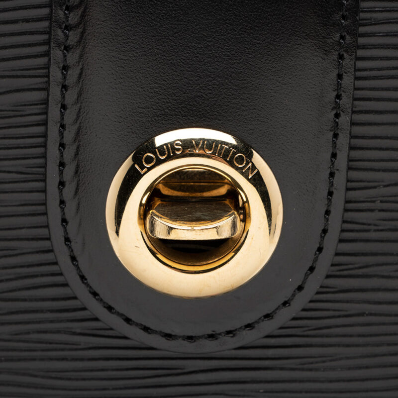Louis Vuitton Vintage Epi Leather Cluny Shoulder Bag (SHF-15940) AWE - Image 9