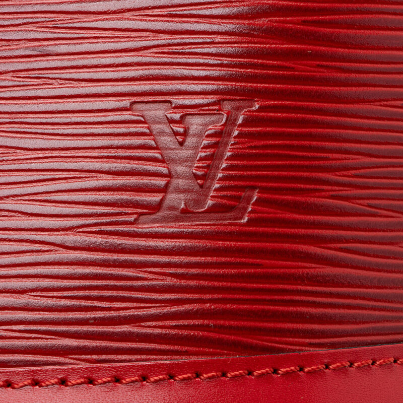 Louis Vuitton Vintage Epi Leather Cluny Shoulder Bag (SHF-19545) AWE - Image 13