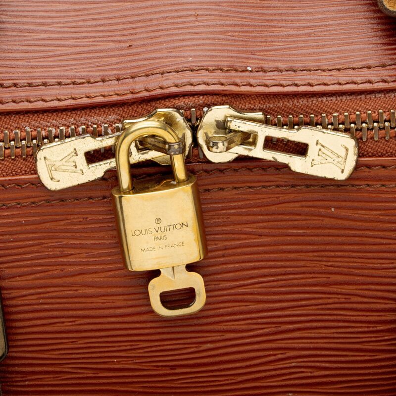 Louis Vuitton Vintage Epi Leather Keepall 50 Duffle Bag (SHF-QjiRs7) AWE - Image 8