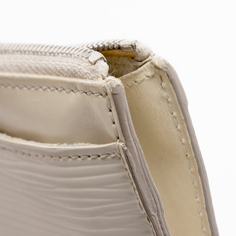Louis Vuitton Vintage Epi Leather Key Pouch - FINAL SALE (SHF-17696) AWE - Image 12