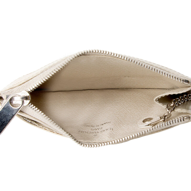 Louis Vuitton Vintage Epi Leather Key Pouch - FINAL SALE (SHF-17696) AWE - Image 4