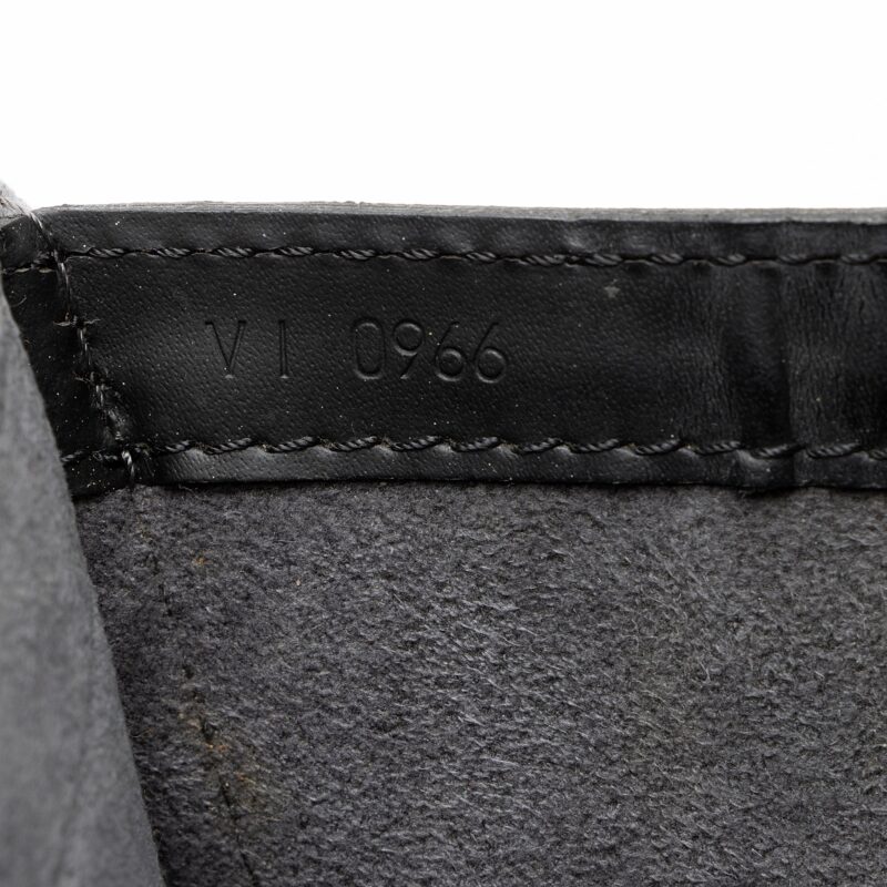 Louis Vuitton Vintage Epi Leather Lussac Tote (SHF-yuM2Ln) AWE - Image 5