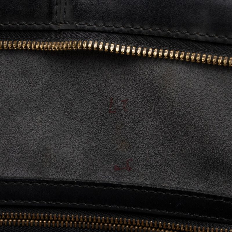 Louis Vuitton Vintage Epi Leather Lussac Tote (SHF-yuM2Ln) AWE - Image 11