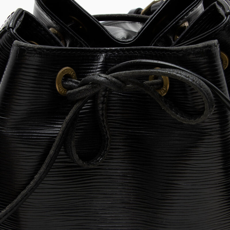 Louis Vuitton Vintage Epi Leather Noe Shoulder Bag (SHF-17712) AWE - Image 9