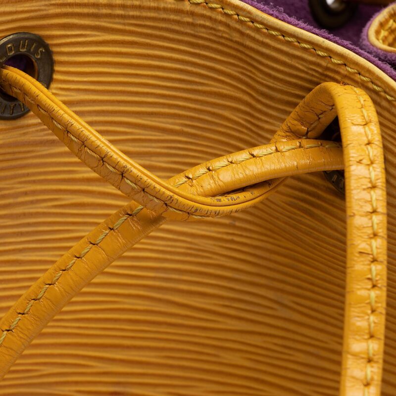 Louis Vuitton Vintage Epi Leather Noe Shoulder Bag (SHF-9zaWe9) AWE - Image 11
