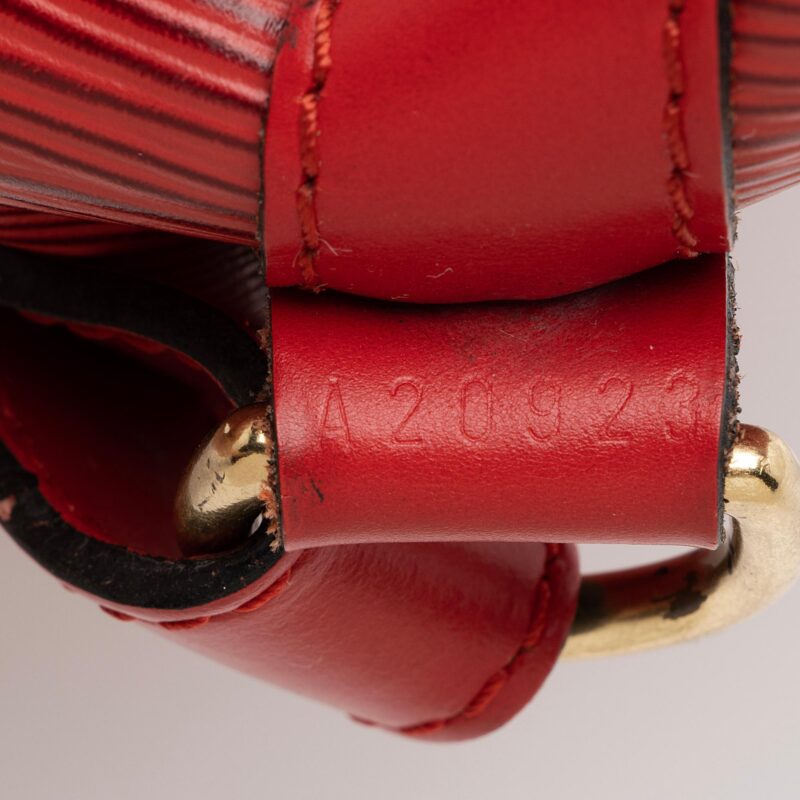 Louis Vuitton Vintage Epi Leather Petit Noe Shoulder Bag (SHF-e5Ys4C) AWE - Image 5