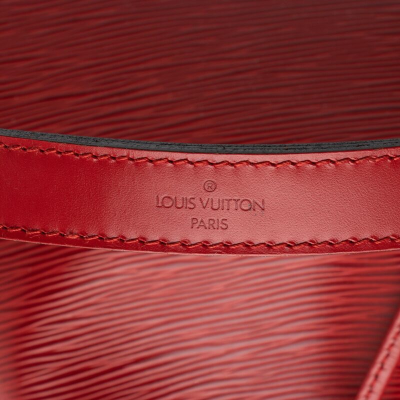 Louis Vuitton Vintage Epi Leather Petit Noe Shoulder Bag (SHF-e5Ys4C) AWE - Image 8