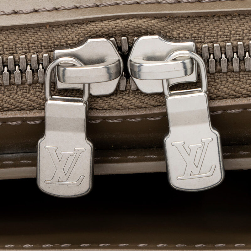Louis Vuitton Vintage Epi Leather Pont Neuf Satchel (SHF-19066) AWE - Image 8